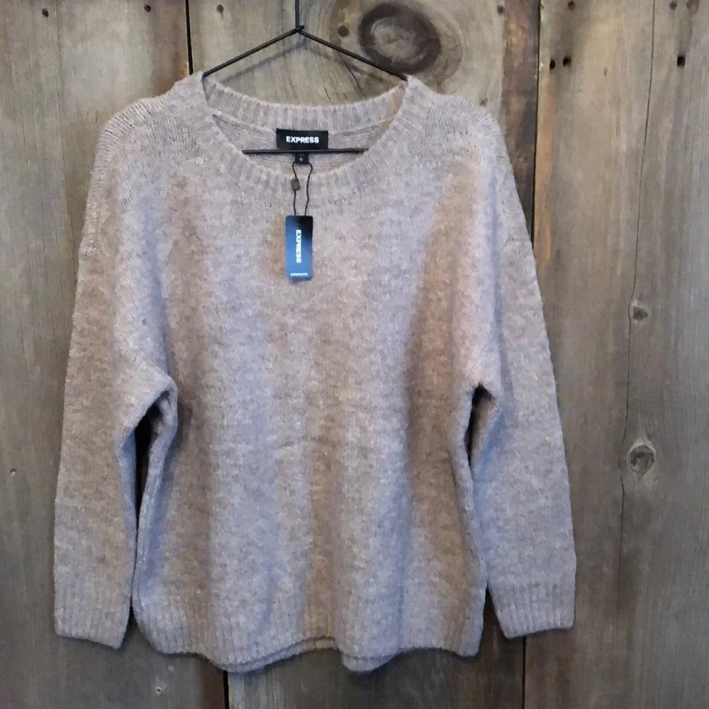 Express Drop Shoulder Sweater Crewneck in Oatmeal Size Small Women’s
